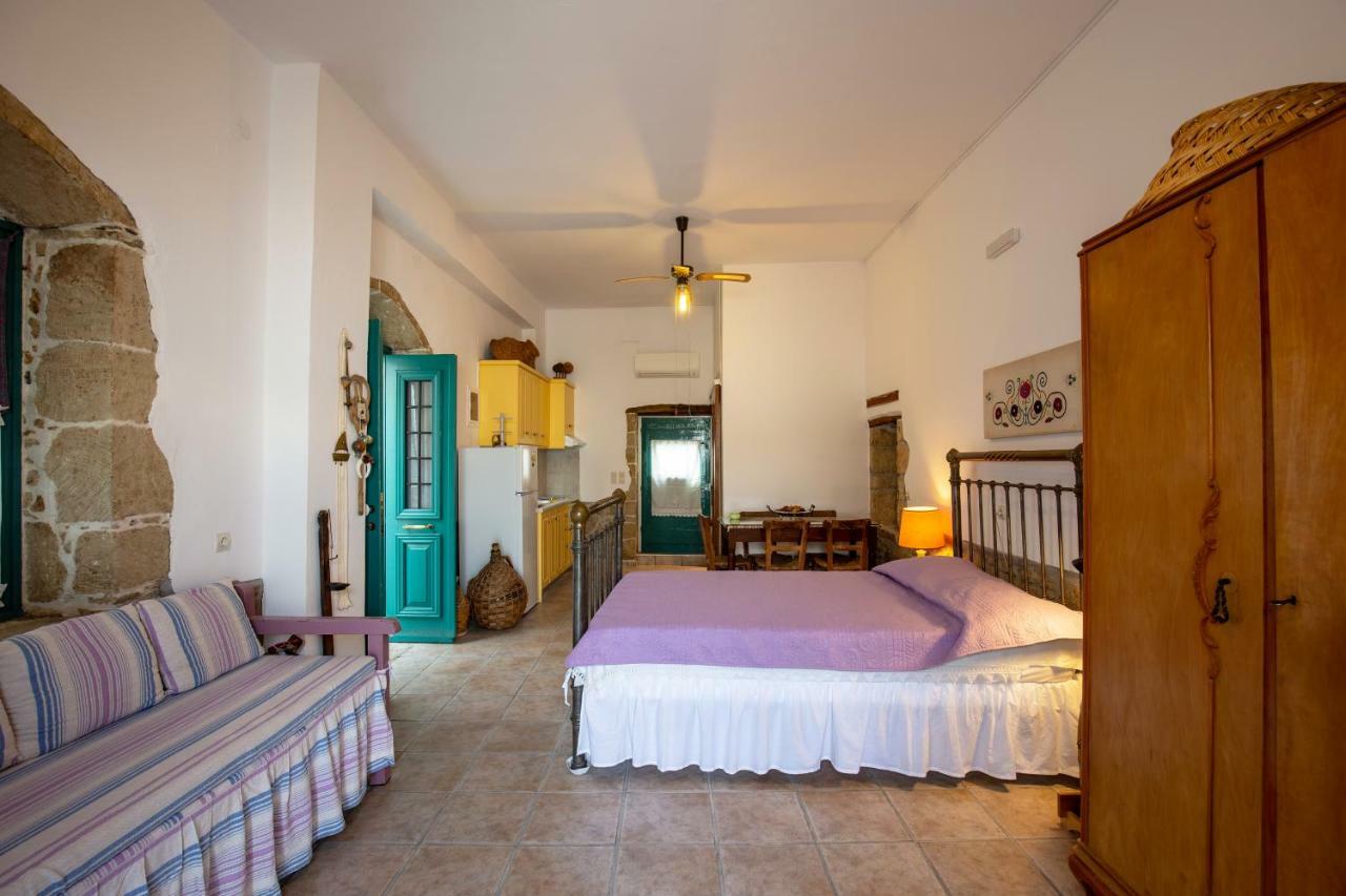 Iliopetra Studio Sivas ภายนอก รูปภาพ