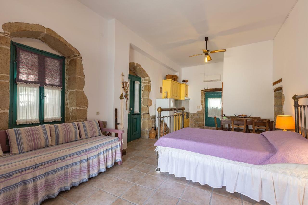Iliopetra Studio Sivas ภายนอก รูปภาพ