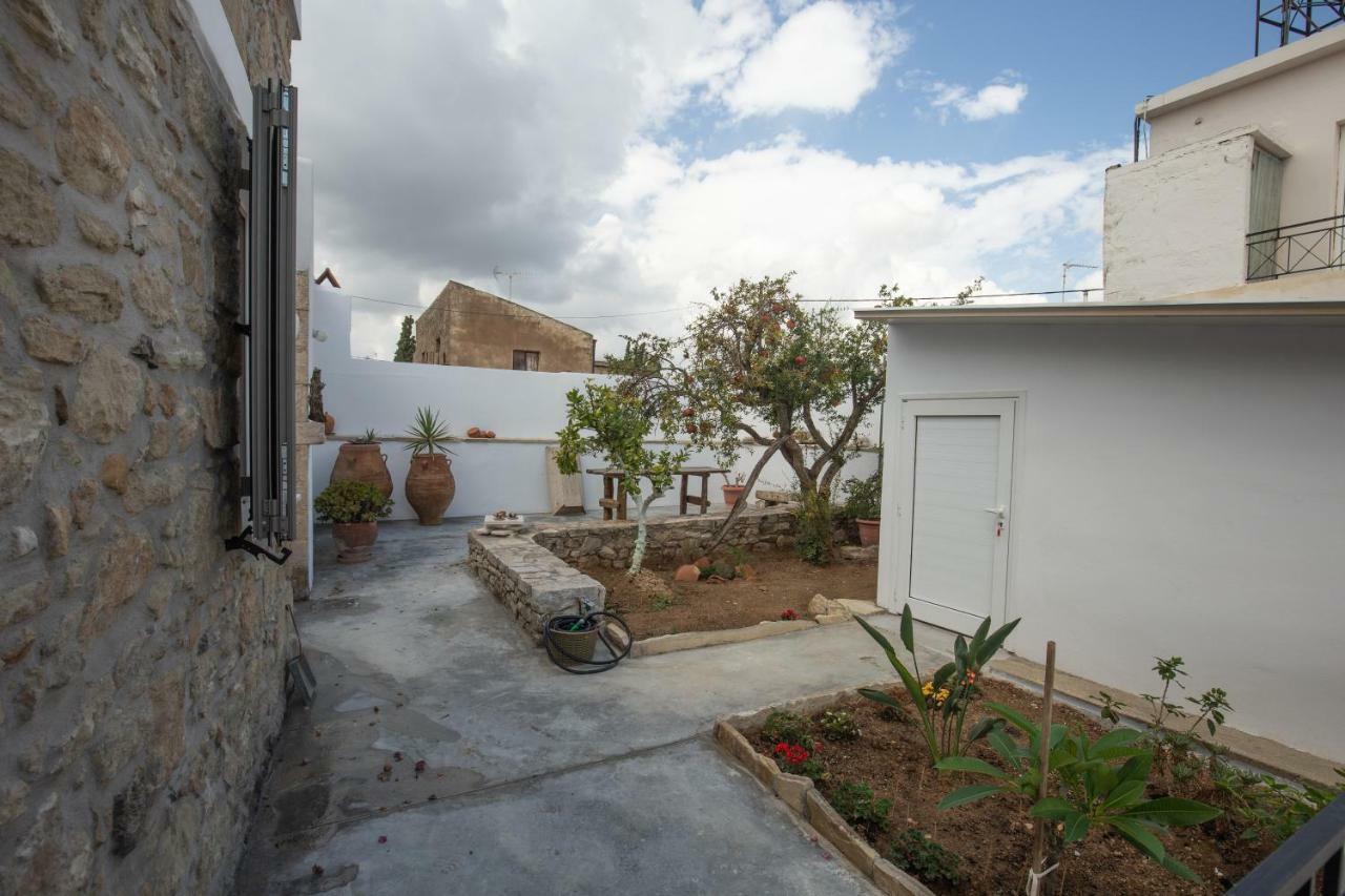 Iliopetra Studio Sivas ภายนอก รูปภาพ